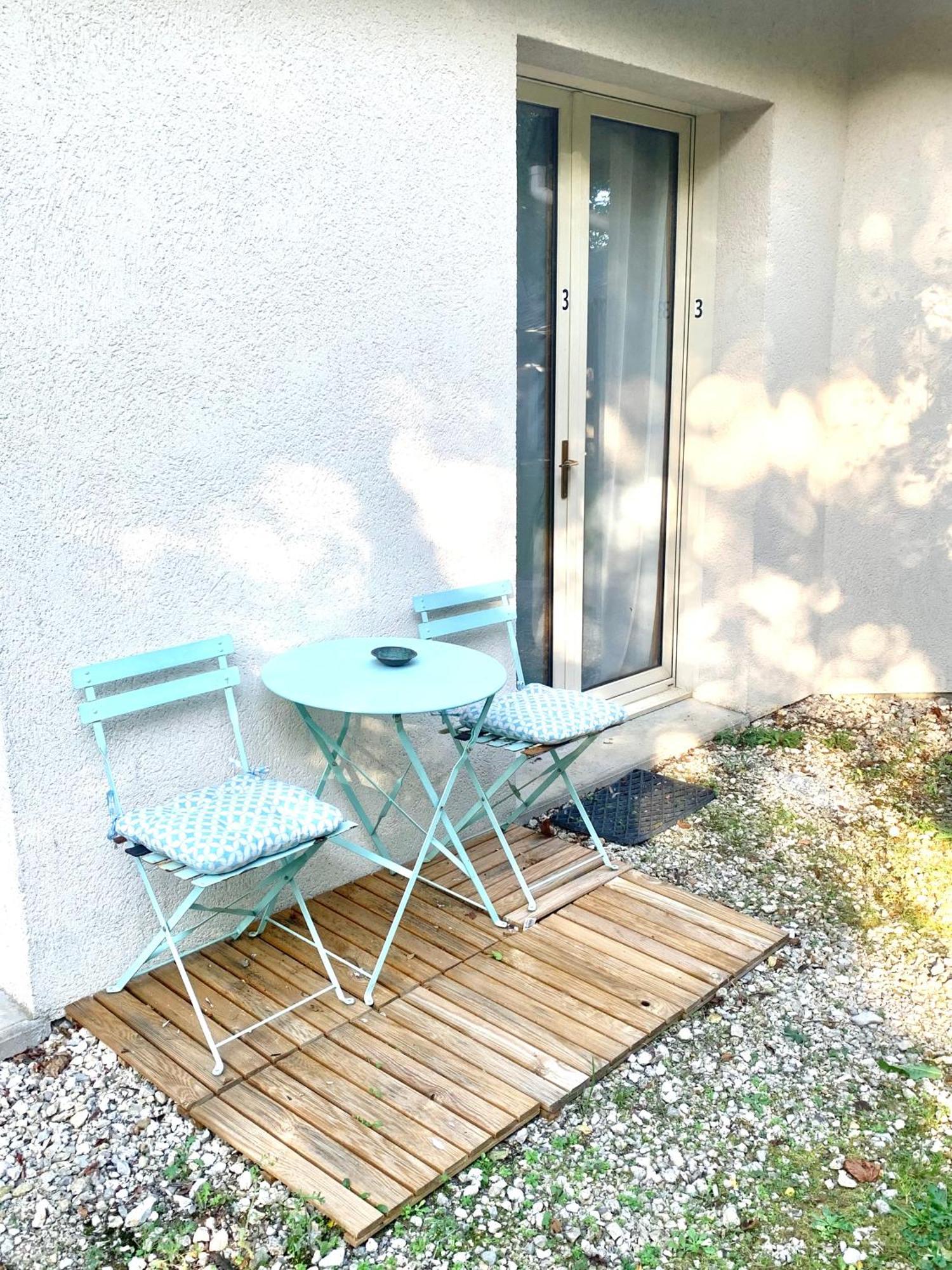 Chambre D'Hotes Le Prieure Gommerville Exteriör bild