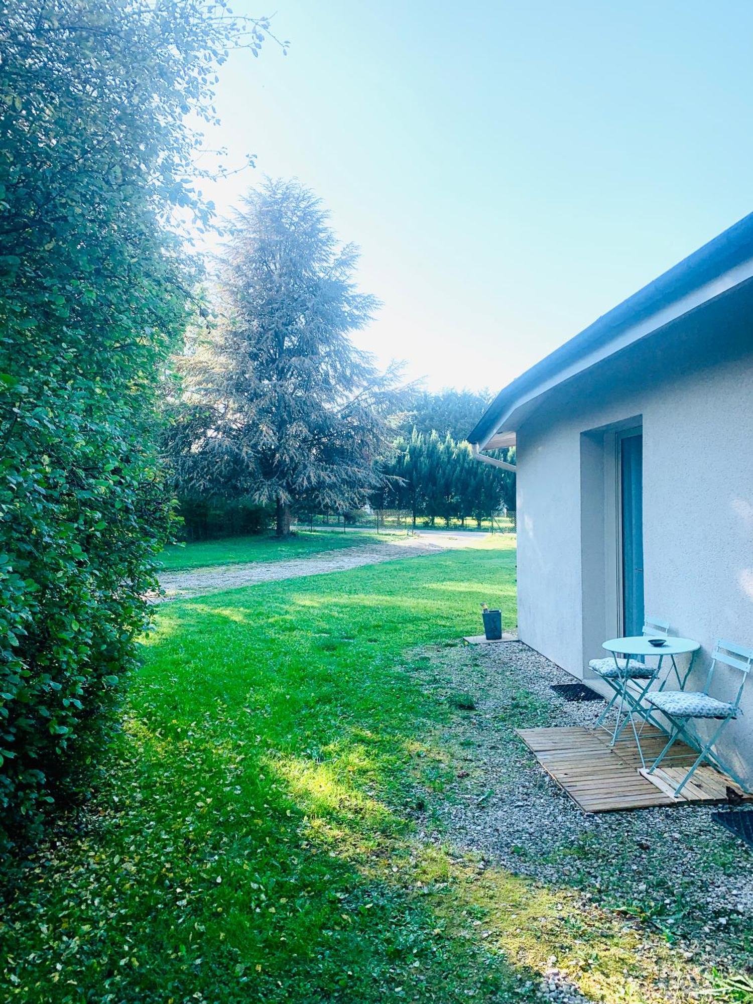 Chambre D'Hotes Le Prieure Gommerville Exteriör bild